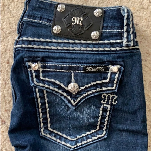 Dark wash Miss Me Skinny Jeans - Picture 2 of 9